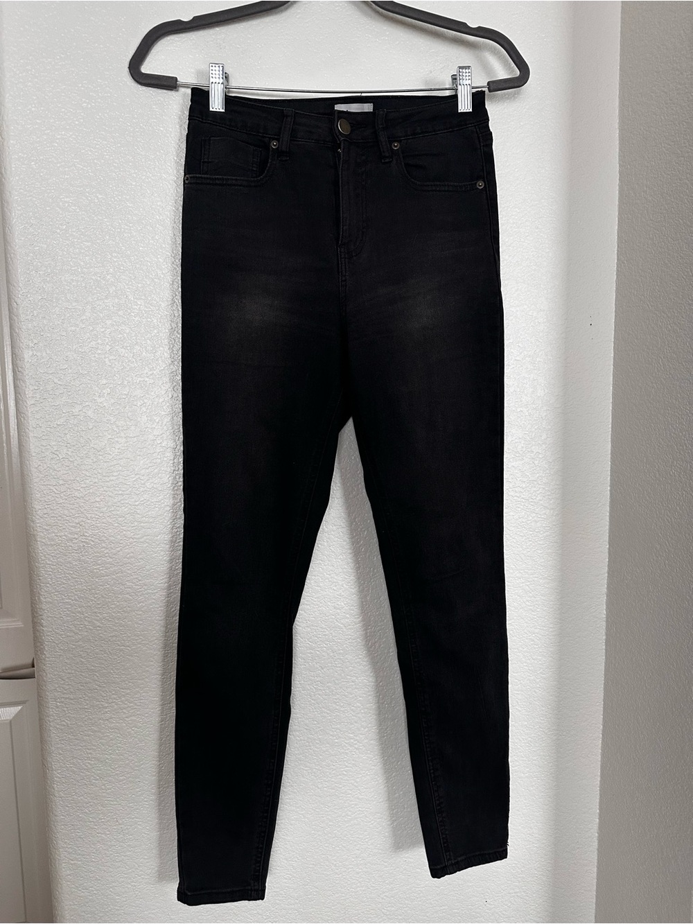 Abound Black Skinny Jeans — High Rise